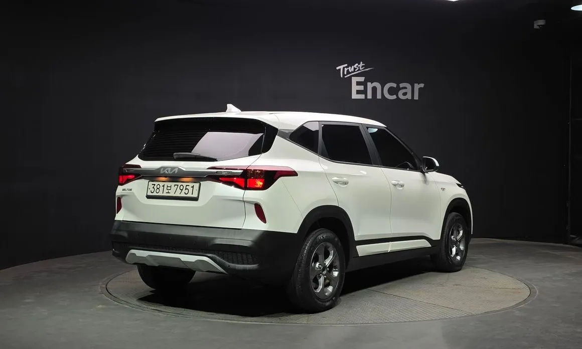 Kia Seltos 2023 из KR, фото 2