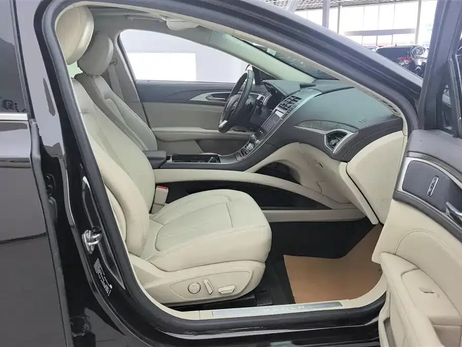 Lincoln MKZ 2021 из CN, фото 5