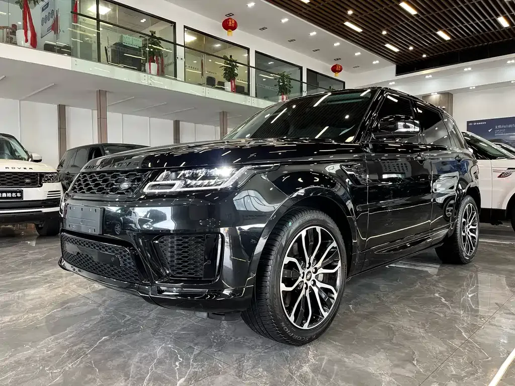Land Rover Sport — фото 1