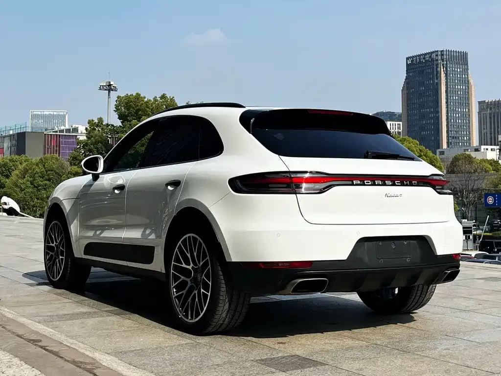 Porsche Macan — фото 8
