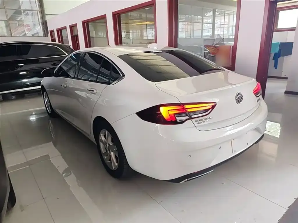 Buick Regal — фото 4