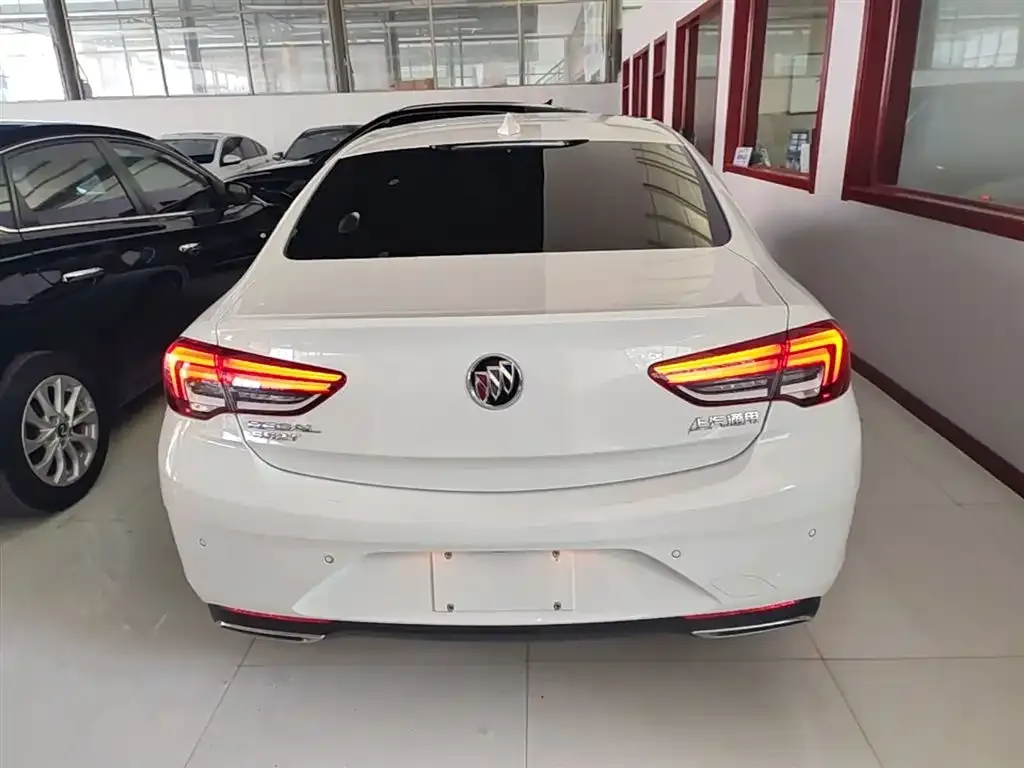 Buick Regal — фото 5