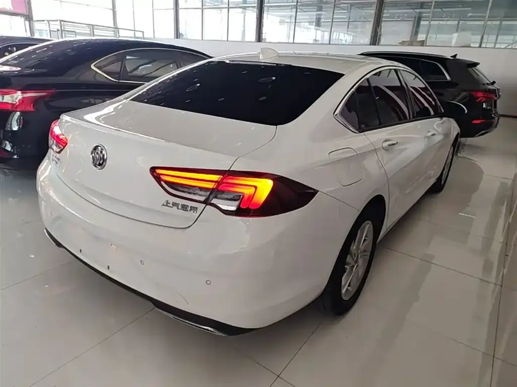 Buick Regal — фото 9