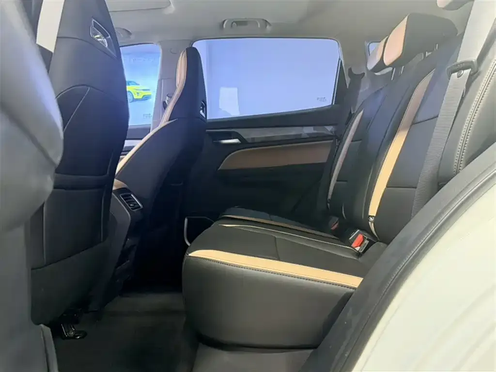 Geely Haoyue PRO 2025 из CN, фото 3