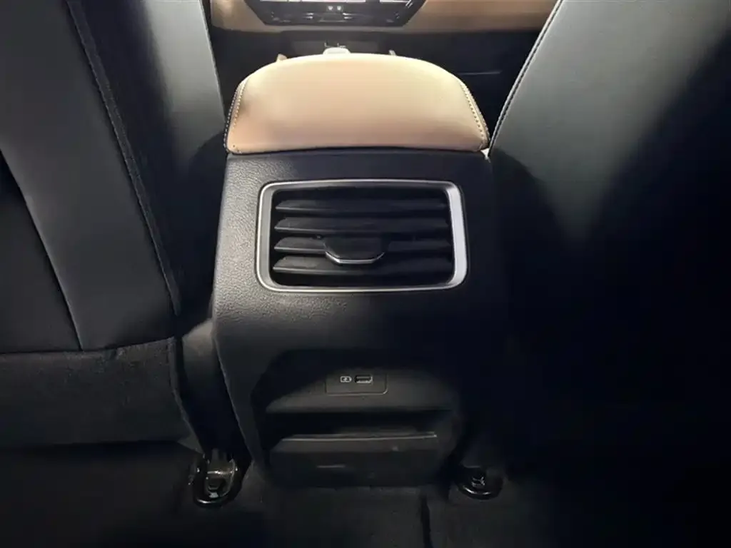 Geely Haoyue PRO 2025 из CN, фото 2