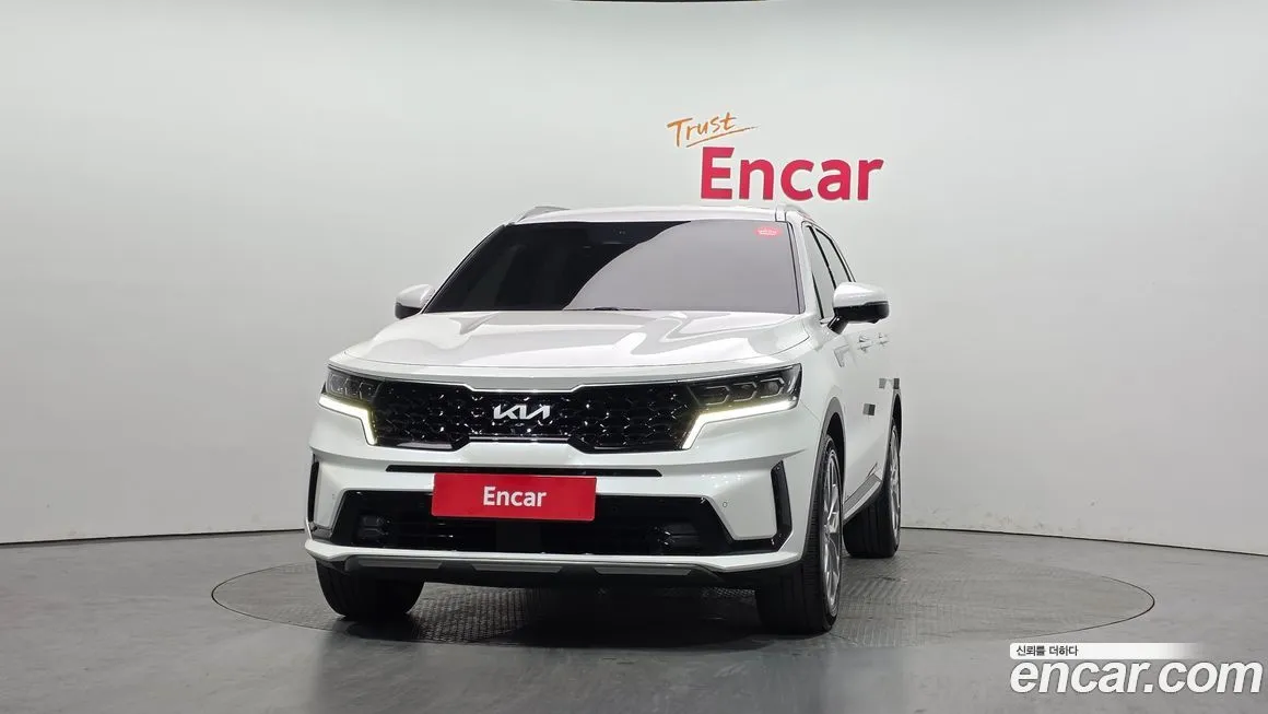 Kia Sorento — фото 9