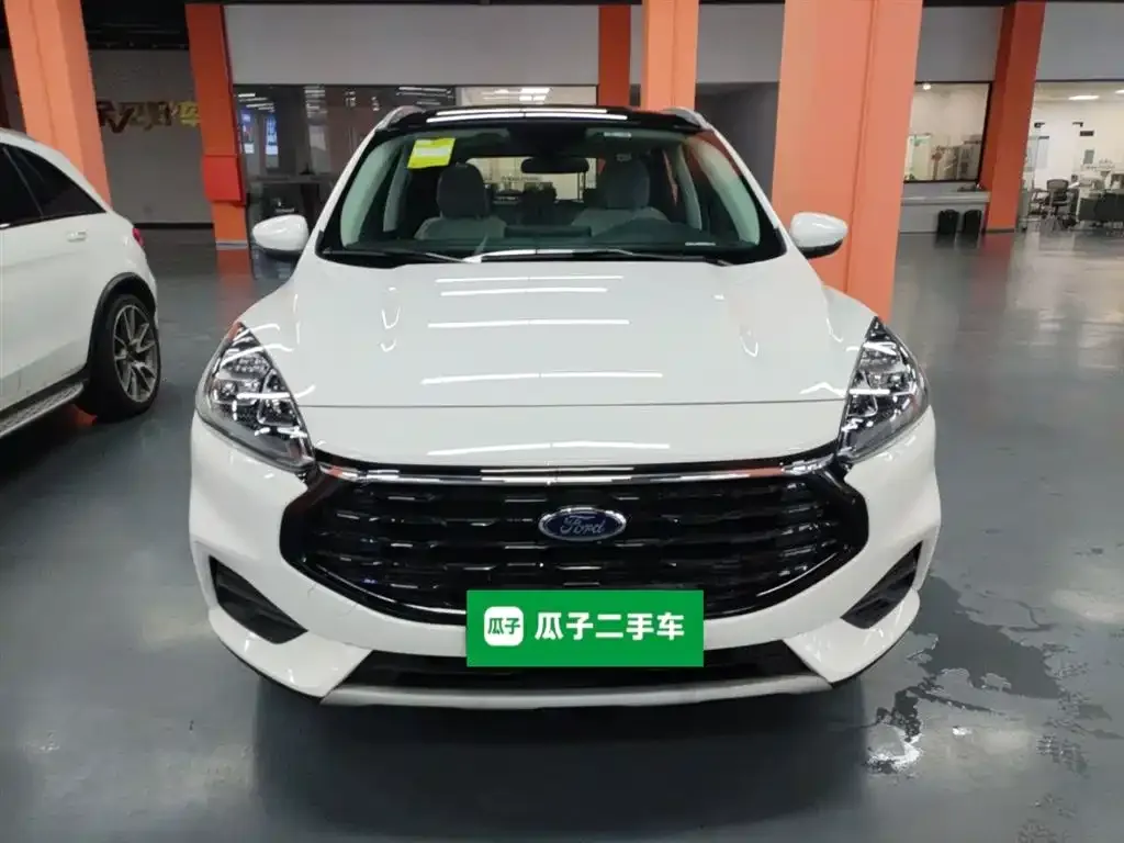 Ford Escape 2026 из CN, фото 2