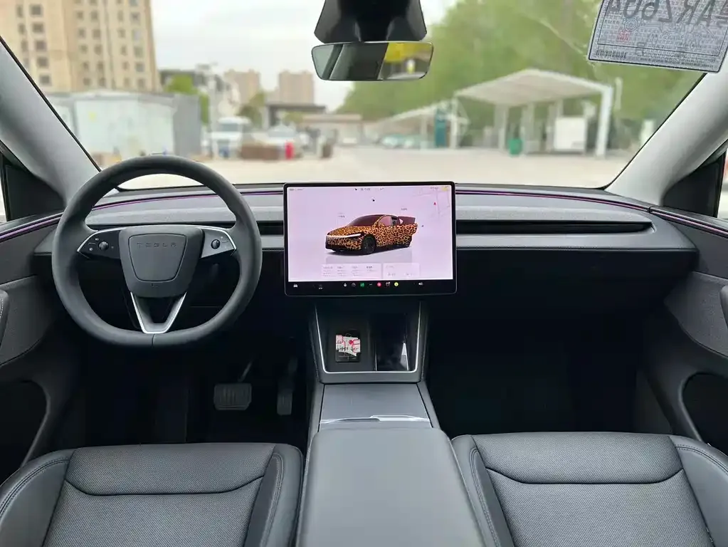 Tesla Model Y — фото 4