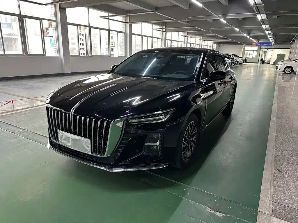 Hongqi H5 — фото 1