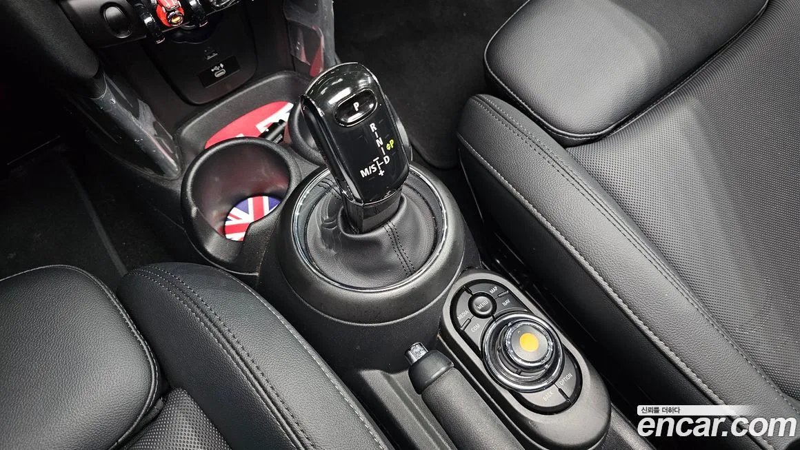 Mini Cooper 2021 из KR, фото 10