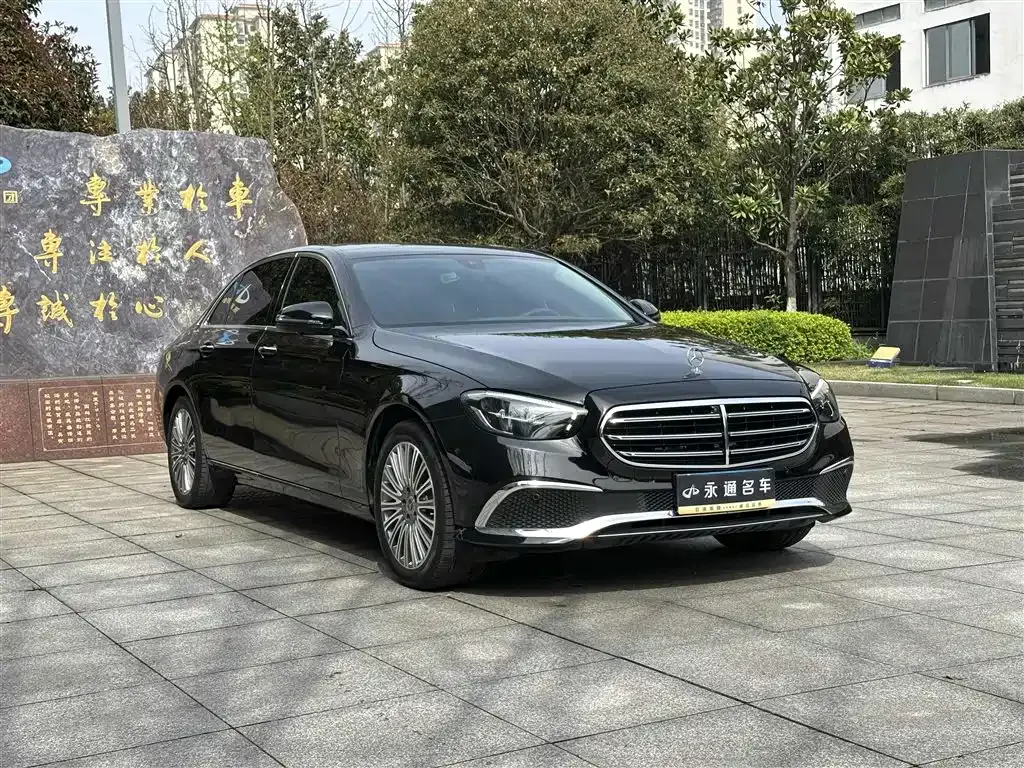 Mercedes-Benz E-Class — фото 10