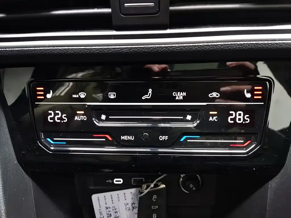 Volkswagen Tiguan L 2022 из CN, фото 8