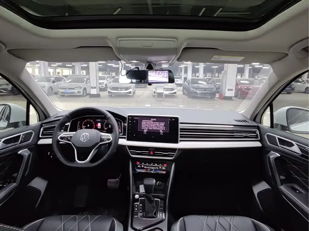 Volkswagen Tiguan L 2022 из CN, фото 4
