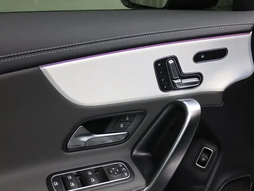 Mercedes-Benz CLA AMG — фото 2