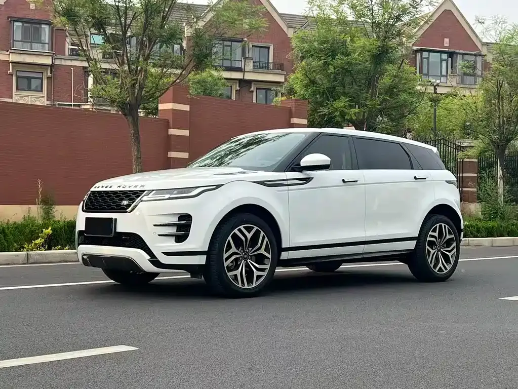 Land Rover Evoque — фото 1