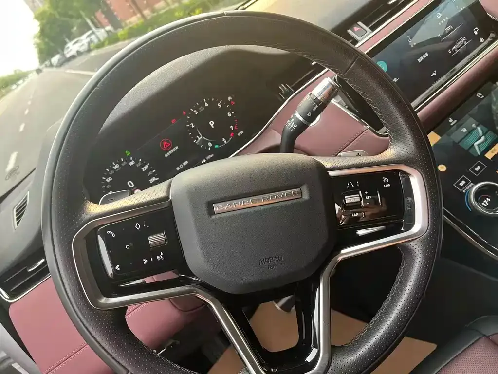 Land Rover Evoque — фото 7
