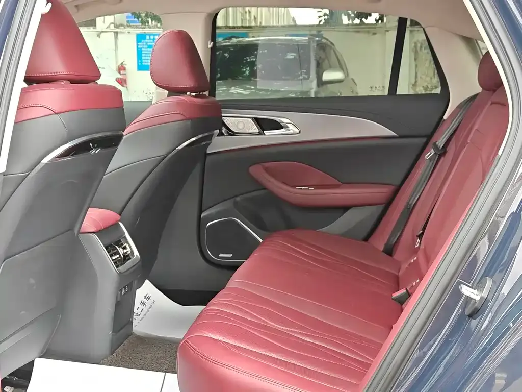 Hongqi H5 2024 из CN, фото 4