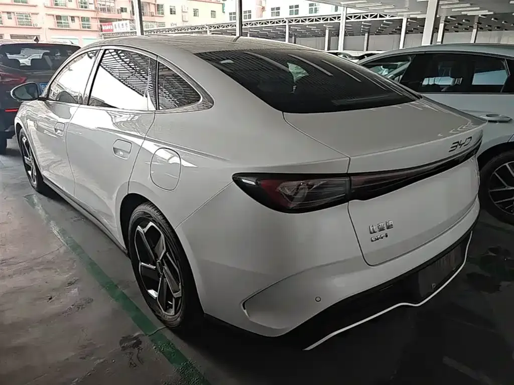 BYD Seal 06 — фото 10