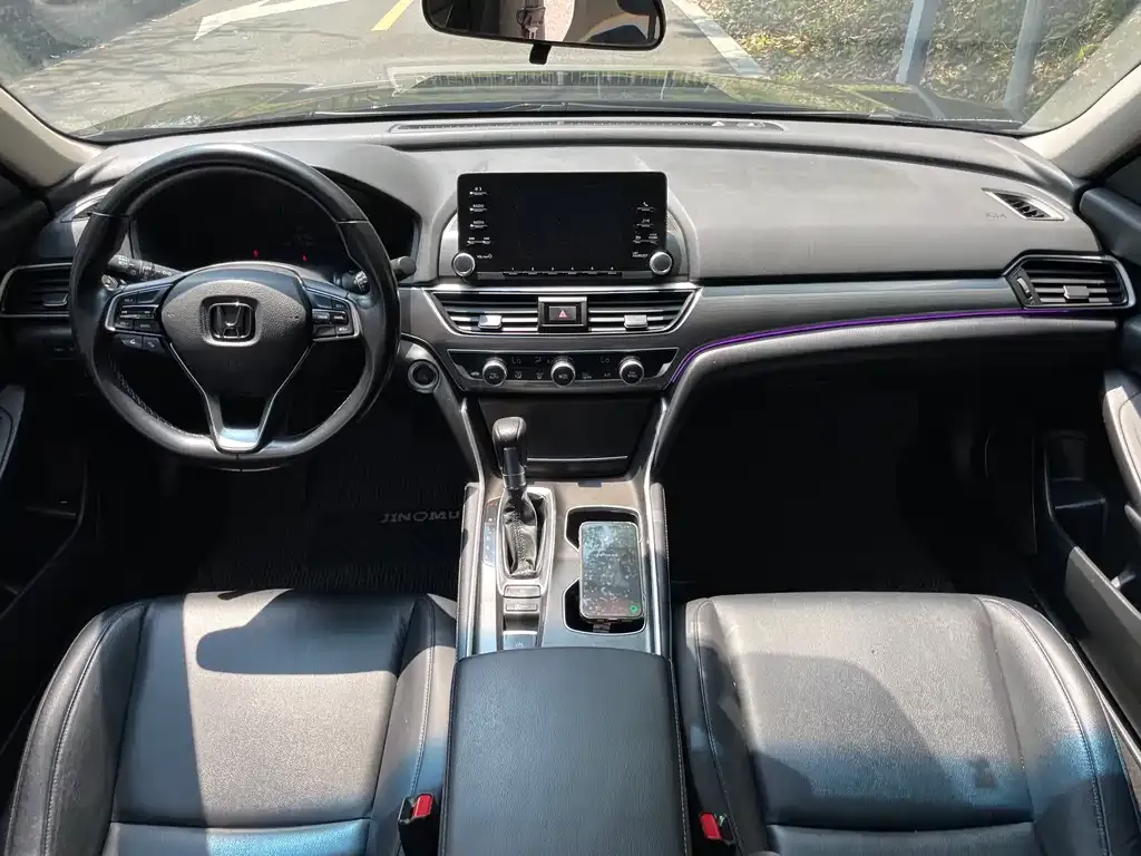 Honda Accord — фото 3