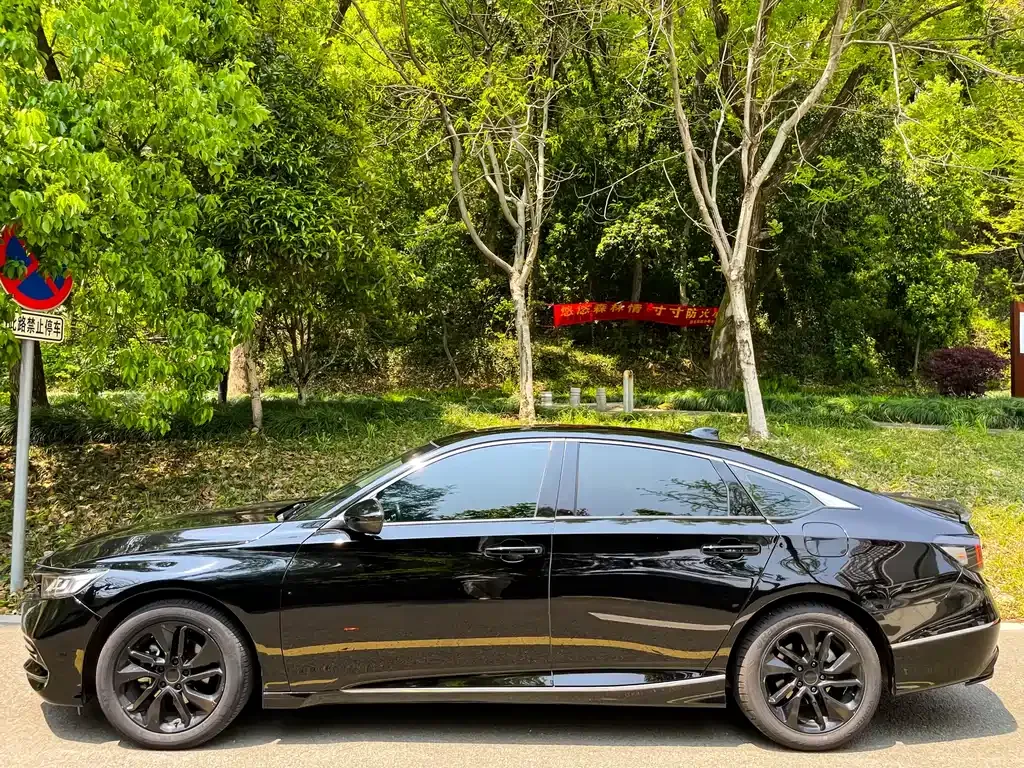 Honda Accord — фото 5