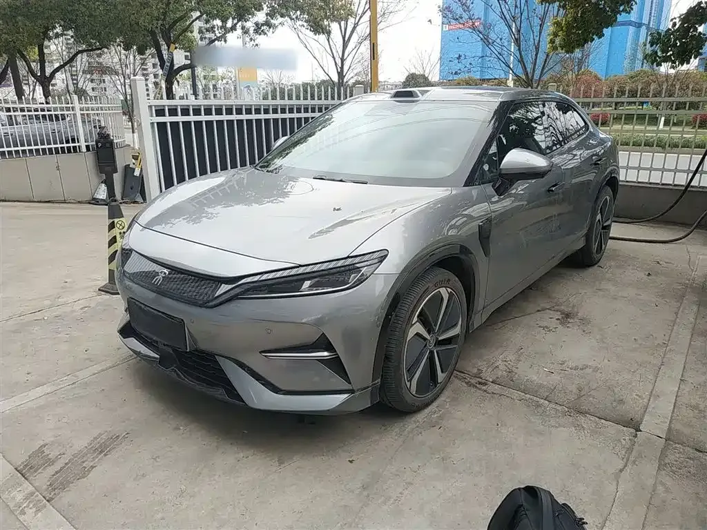 BYD L EV — фото 9