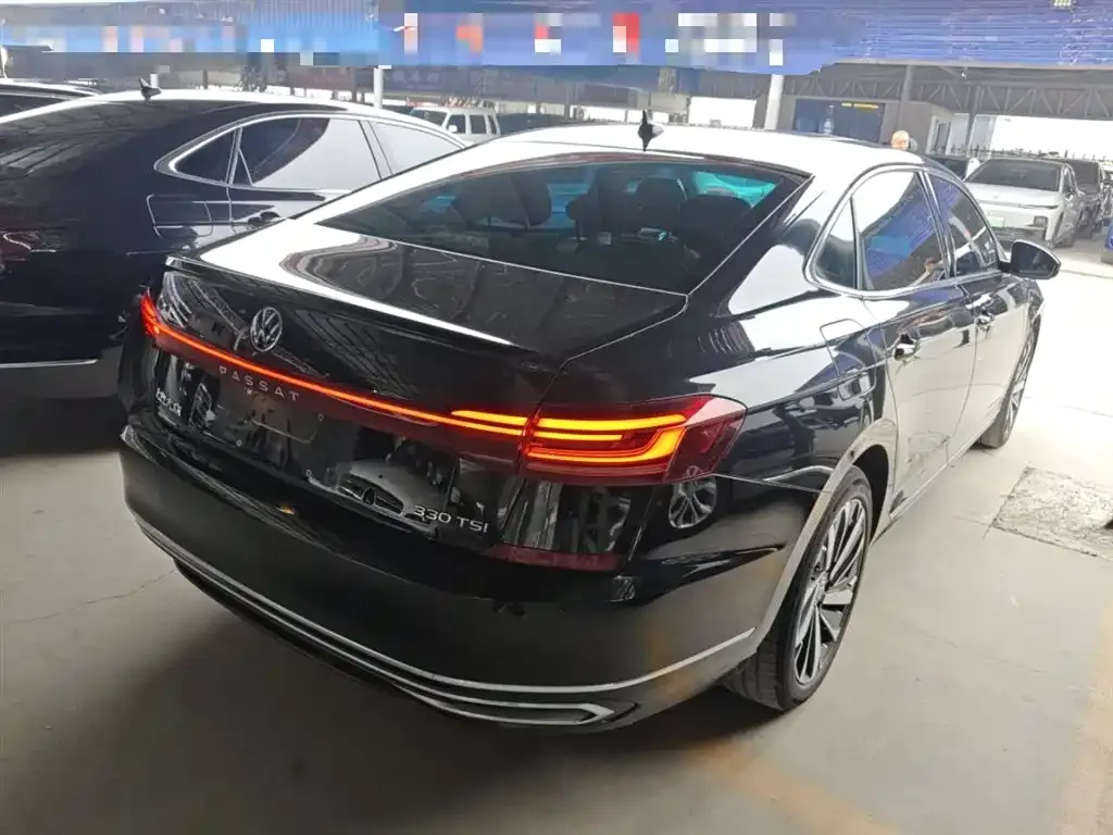 Volkswagen Passat — фото 3