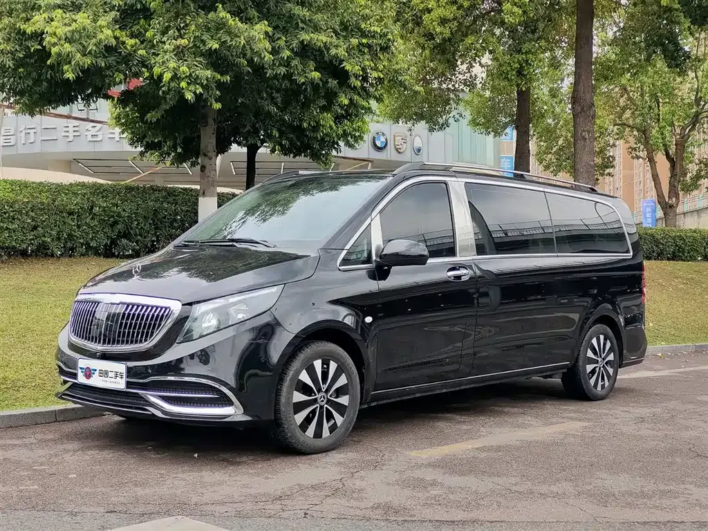 Mercedes-Benz Vito — фото 1