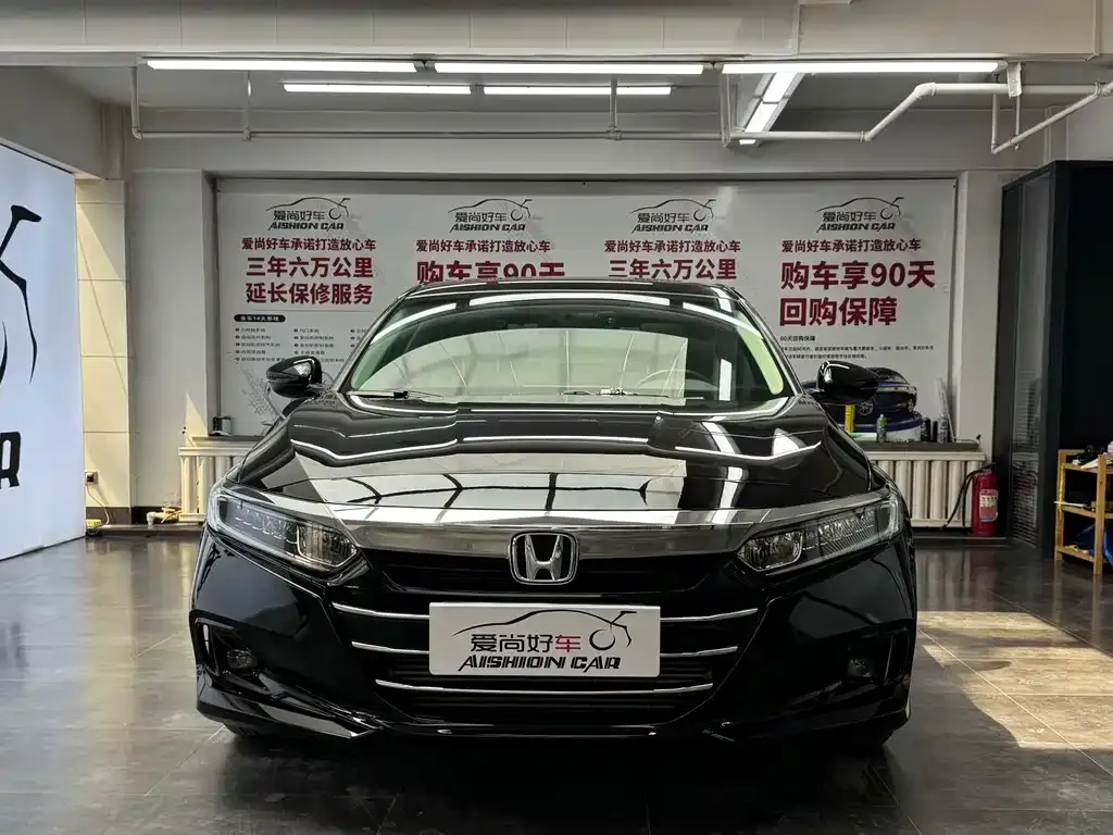 Honda Accord — фото 6