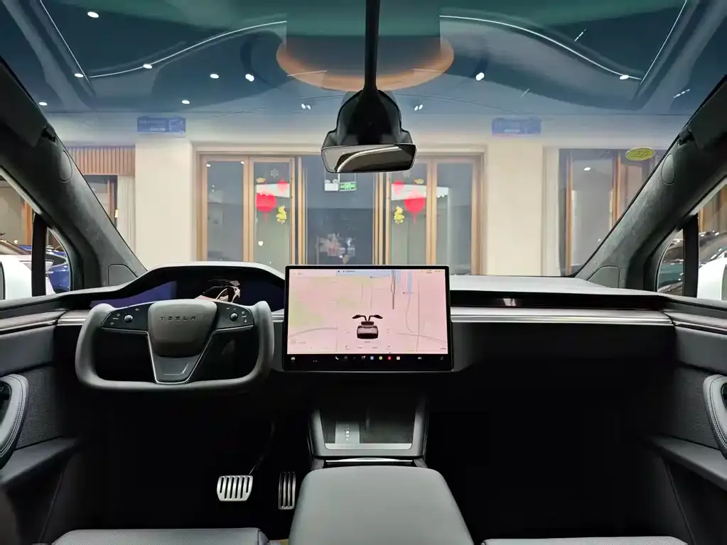 Tesla Model X 2024 из CN, фото 8