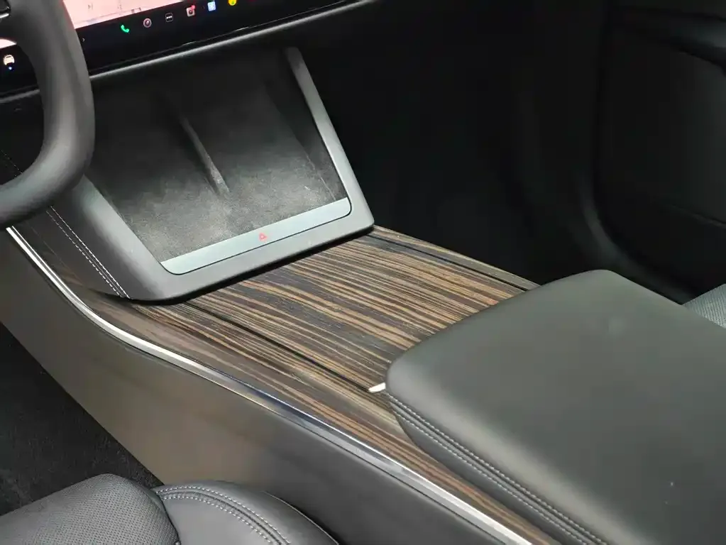 Tesla Model X 2024 из CN, фото 2