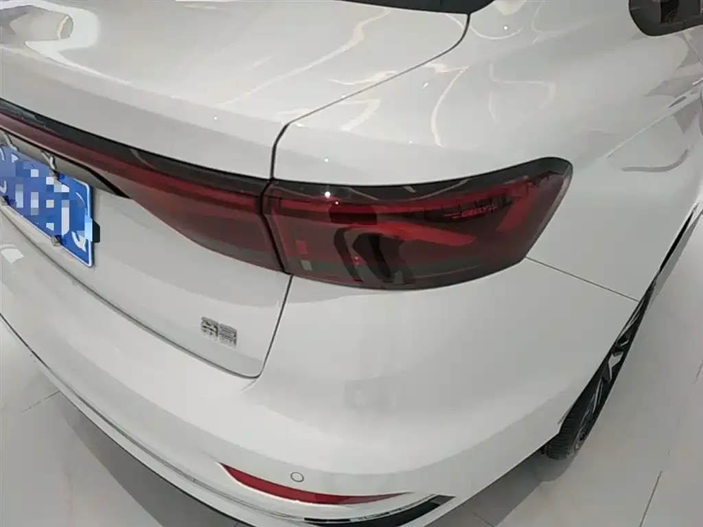 Geely Emgrand 2026 из CN, фото 10
