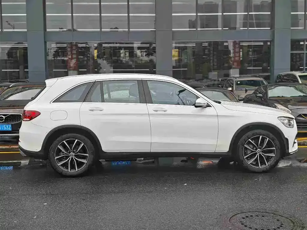 Mercedes-Benz GLC — фото 6