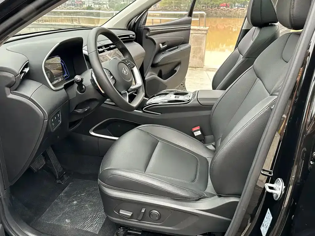 Hyundai Tucson — фото 7