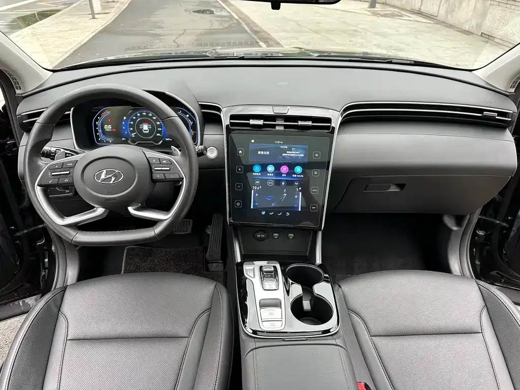 Hyundai Tucson — фото 8