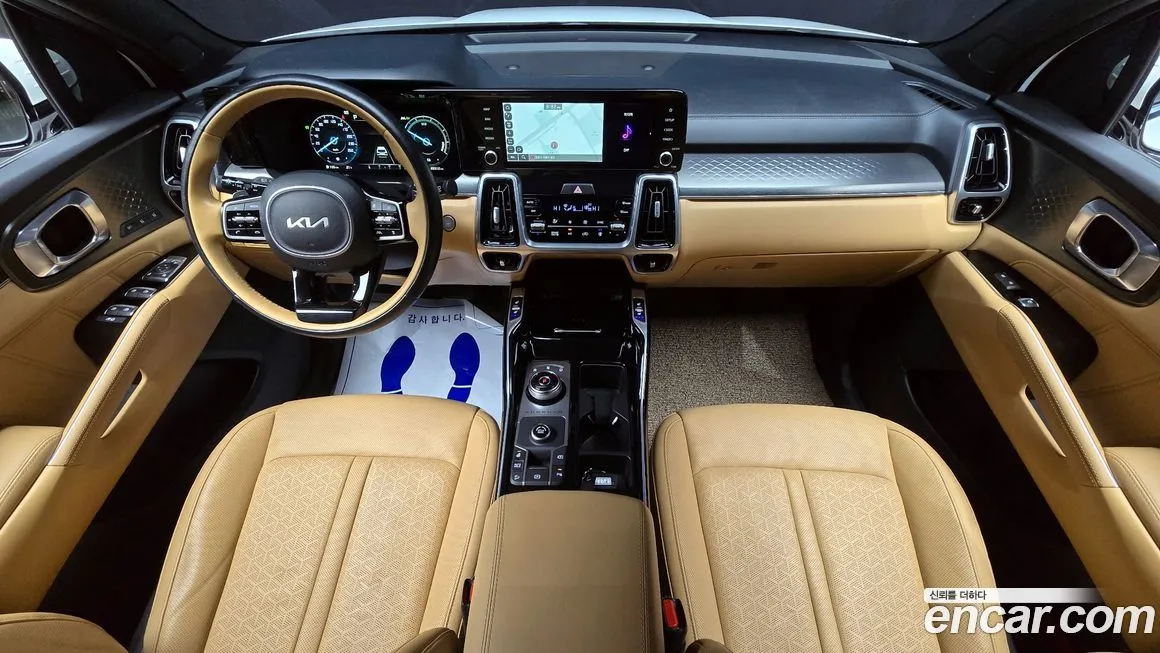 Kia Sorento — фото 8