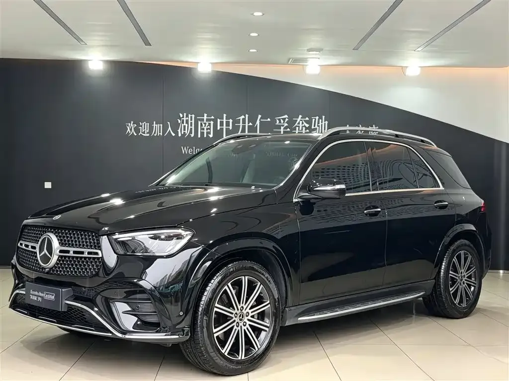 Mercedes-Benz GLE — фото 1