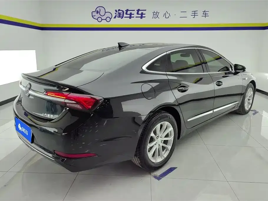 Buick LaCrosse 2021 из CN, фото 2