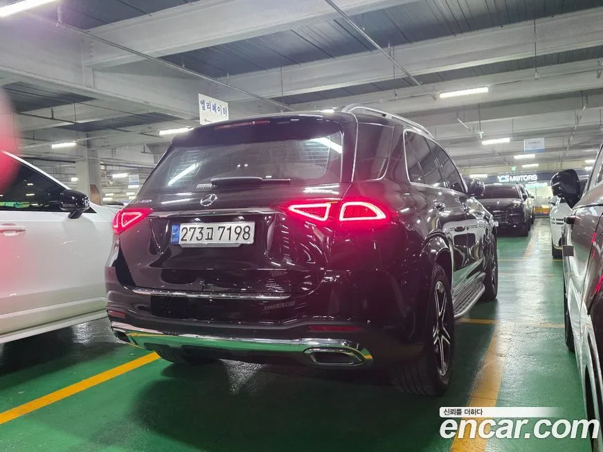 Mercedes-Benz GLE-Class — фото 10