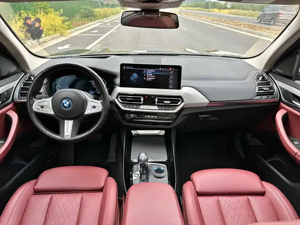 BMW iX3 2023 из CN, фото 3