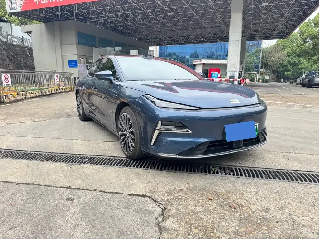 Geely Galaxy Xingyao 8 2025 из CN, фото 4