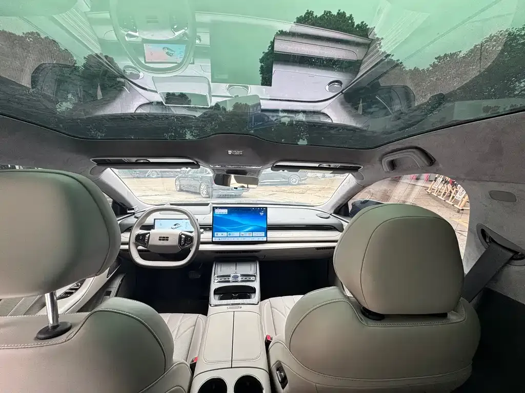 Geely Galaxy Xingyao 8 2025 из CN, фото 3