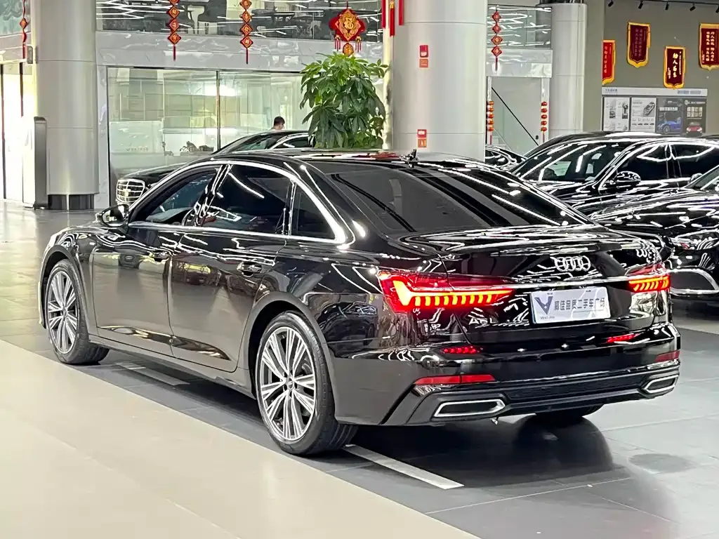 Audi A6L — фото 4