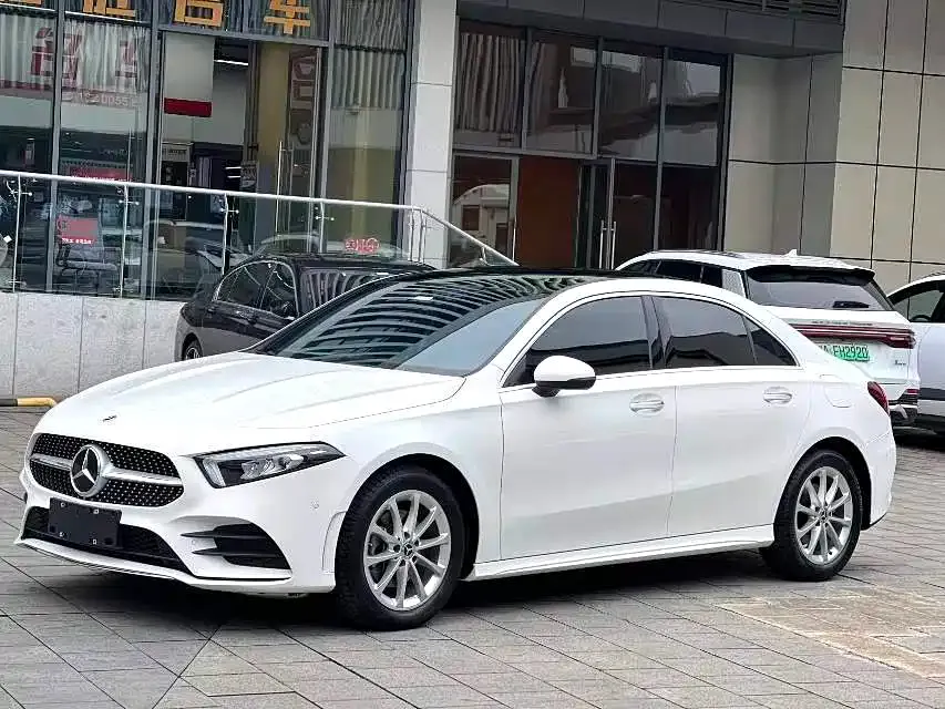 Mercedes-Benz A-Class — фото 1