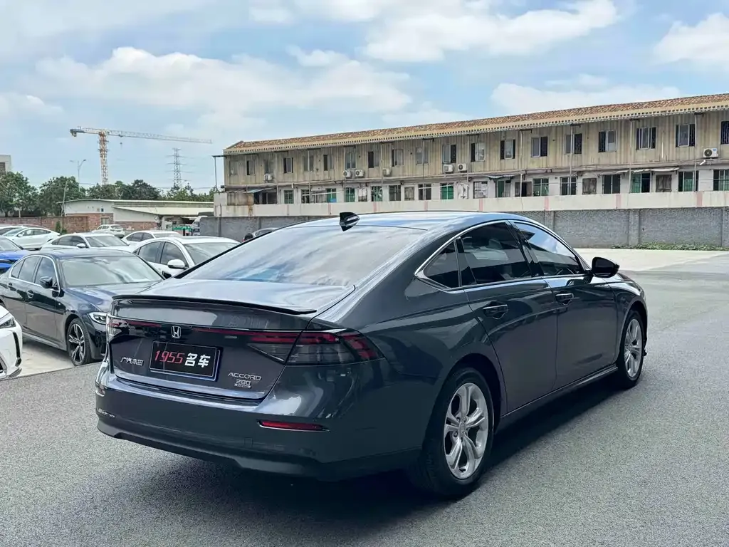 Honda Accord 2023 из CN, фото 5