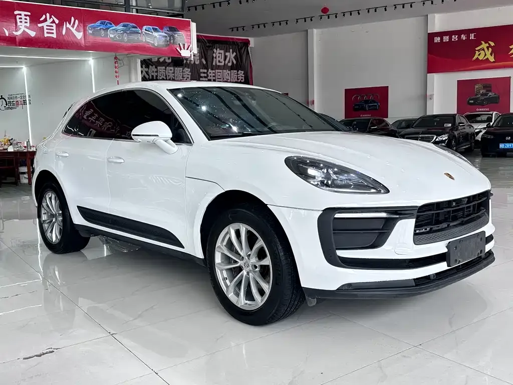 Porsche Macan — фото 6