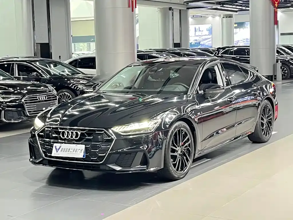 Audi A7 — фото 1