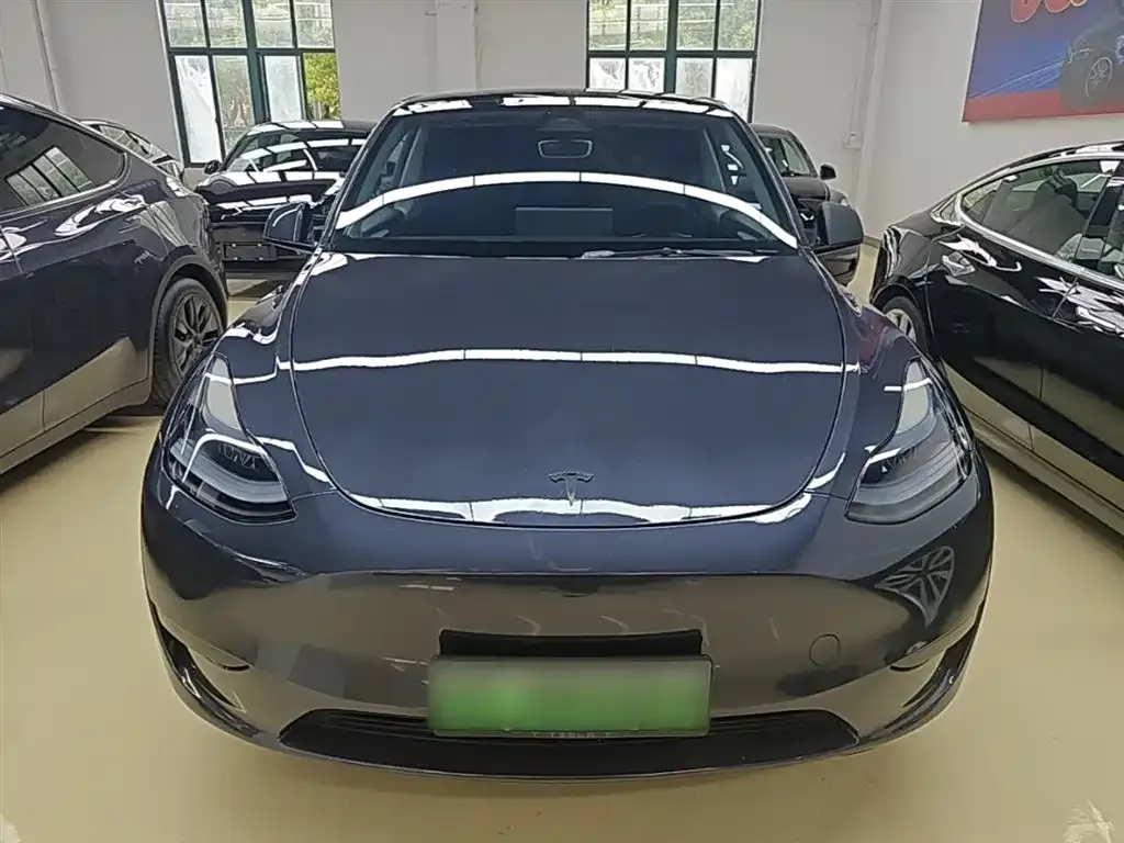 Tesla Model Y — фото 7