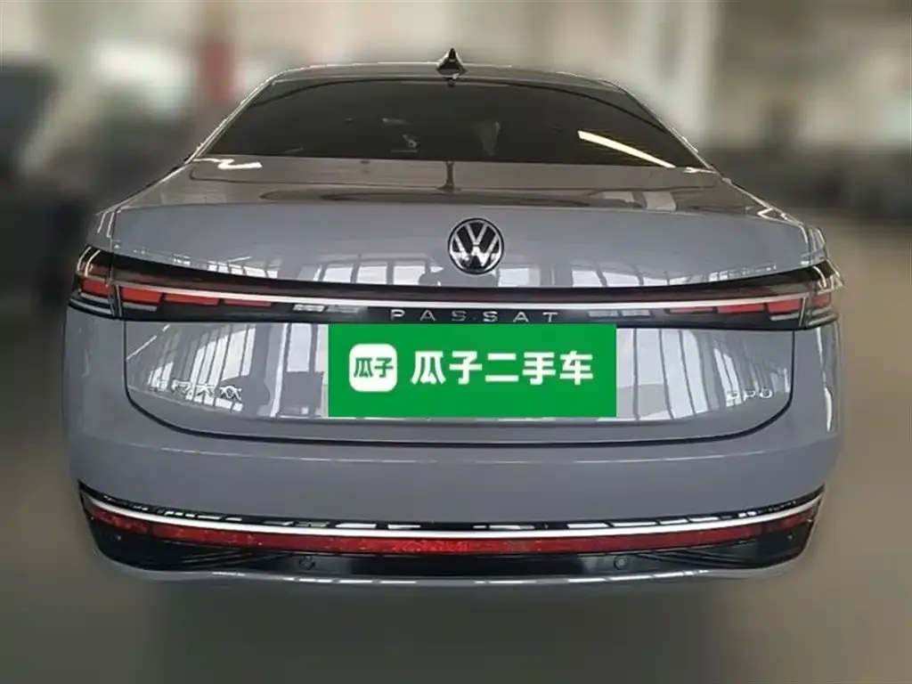Volkswagen Passat — фото 10
