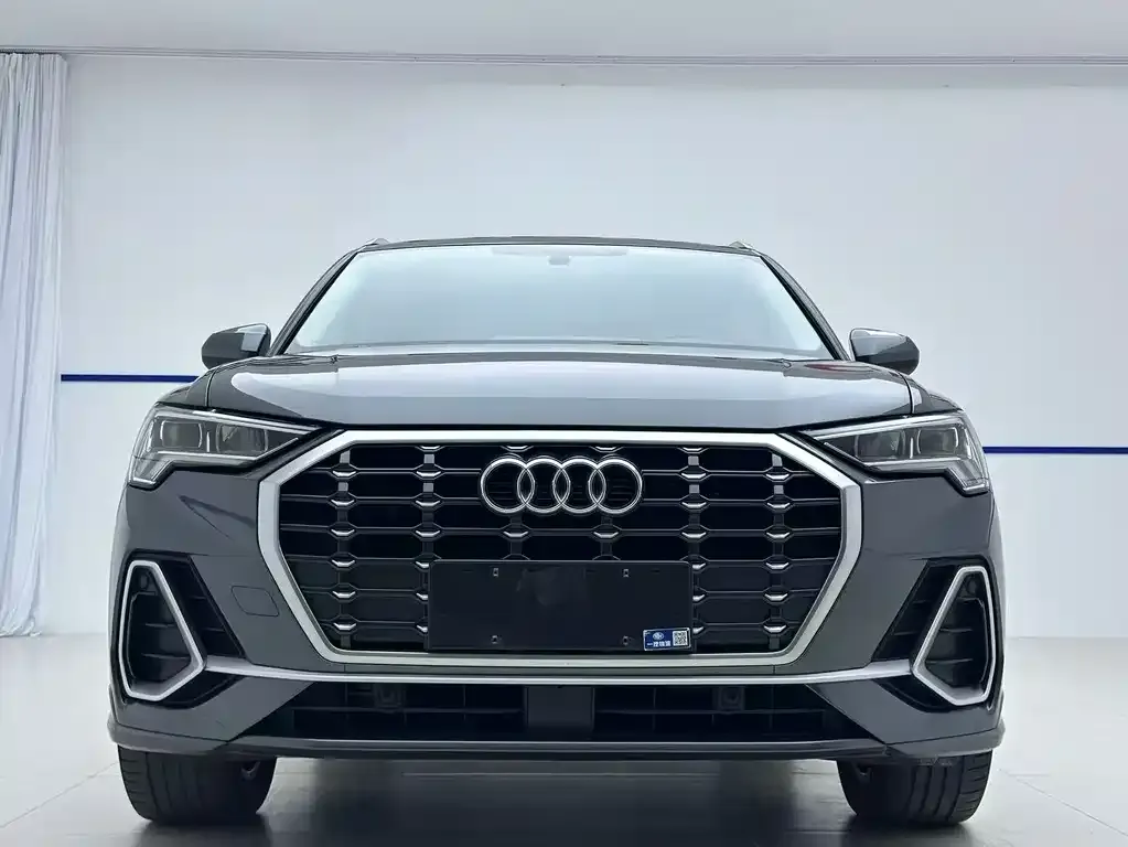 Audi Q3 — фото 4