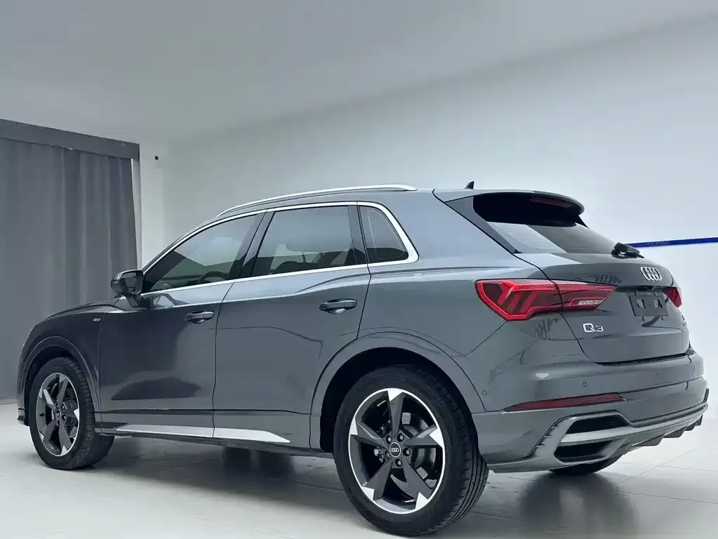 Audi Q3 — фото 3